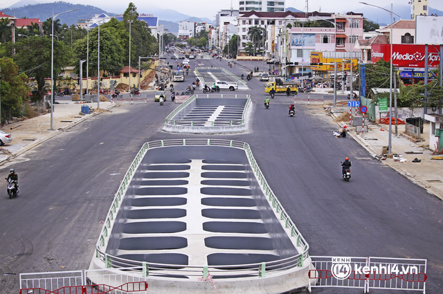  Ảnh, clip: Cận cảnh nút giao thông hơn 723 tỷ sắp được hoàn thành tại Đà Nẵng, gây ấn tượng với đường hầm lộ thiên cực độc đáo - Ảnh 22.