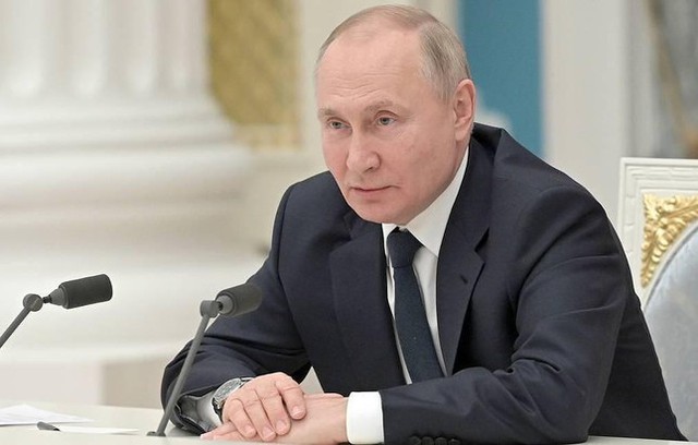  Tổng thống Putin lệnh cấm xuất nhập khẩu nhiều mặt hàng, nguyên liệu thô  - Ảnh 1.