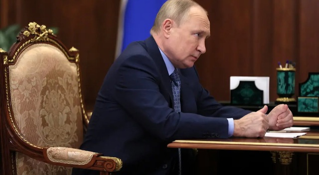 Tỉ lệ ủng hộ đối với Tổng thống Putin cao kỉ lục giữa trừng phạt từ phương Tây - Ảnh 1.