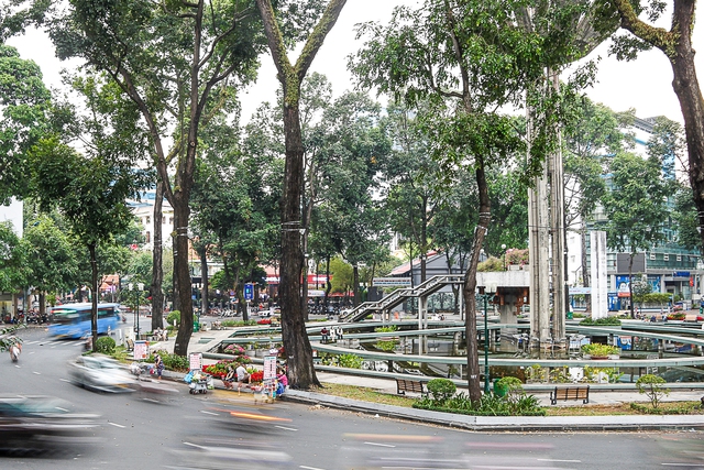 Công trình biểu tượng TPHCM có áo mới: Bến thuyền là điểm đến, chi tiết nhỏ nức lòng dân - Ảnh 10.