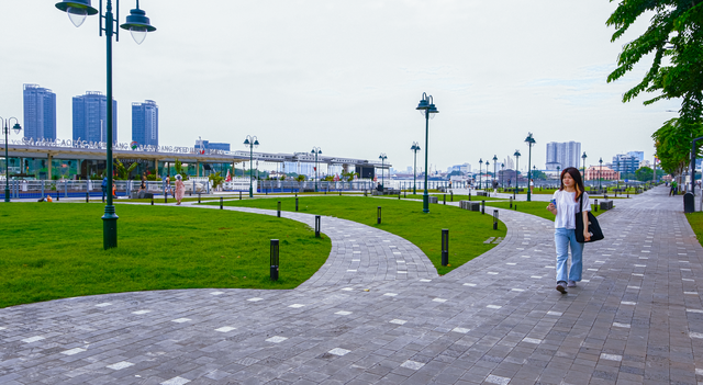 Công trình biểu tượng TPHCM có áo mới: Bến thuyền là điểm đến, chi tiết nhỏ nức lòng dân - Ảnh 5.