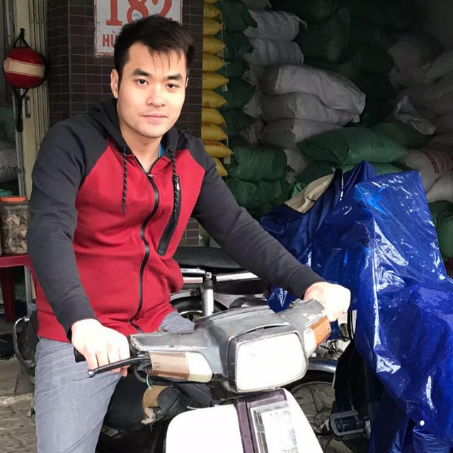  Chàng trai Việt sang Mỹ rửa bát, nổi tiếng nhờ kênh Youtube rùng rợn, giờ là chủ 1 công ty - Ảnh 1.