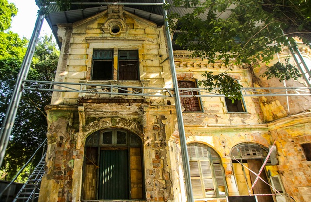 Cận cảnh một trong 600 căn biệt thự cổ được bán ở Hà Nội: Nửa tỷ một mét vuông, 7 phòng ngủ, mặt tiền đắt địa - Ảnh 12.