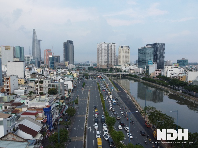Toàn cảnh đường song hành đại lộ Võ Văn Kiệt: Sẵn sàng về đích trước 30/4 - Ảnh 8.