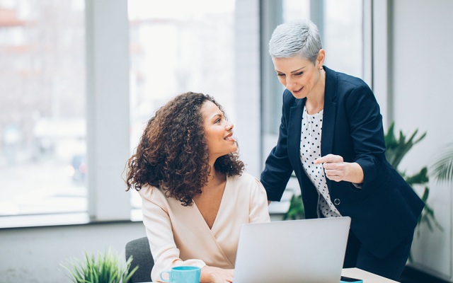 Research: The most 'dangerous' place is the safest place, the most favorable feng shui position at work is sitting opposite the boss!  - Photo 4.