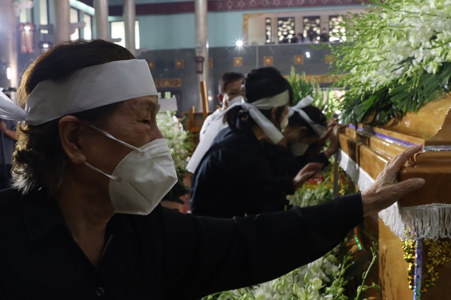  Tiễn biệt ông Lê Hòa Bình: Mãi lưu trong tim hình ảnh người cán bộ nhiệt huyết, bản lĩnh - Ảnh 4.