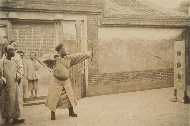   How brave were archers of the Qing Dynasty?  The last photo is far different from the movies - Photo 1.