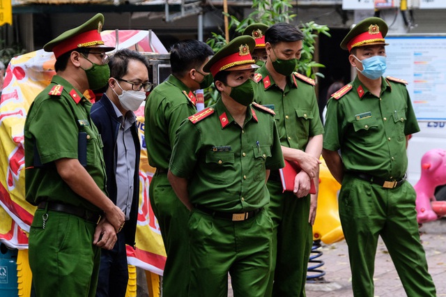 Vụ cháy ở Kim Liên: Công an bác thông tin phóng hỏa gây xôn xao; 7 nạn nhân cùng chạy lên tầng 2 nhưng chỉ 2 người kịp thoát - Ảnh 2.