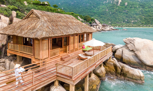 Even with money, you can't buy: 2 of the 3 most luxurious resorts in Vietnam are fully booked for the 30/4 ceremony, the remaining places cost up to 50 million VND/night - Photo 4.