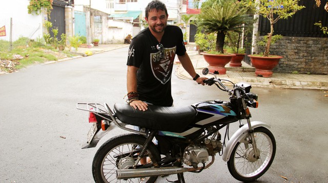 Portrait of a Vietnamese motorcycle company that quietly overwhelms Honda in the Northwest: Selling Win cars to people in mountainous areas, extremely strong climbing pig pass, now making electric motorbikes - Photo 3.