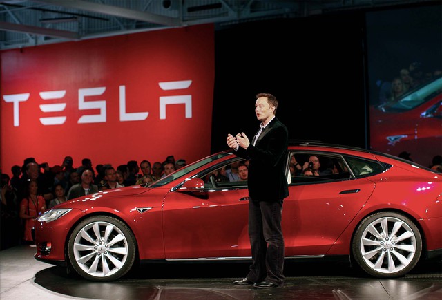  CEO Tesla gom tiền từ đâu trong khi chỉ có 3 tỷ USD tiền mặt? - Ảnh 2.