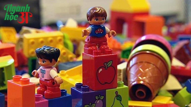 Ngành học lạ lùng: Xếp hình Lego, nghiên cứu Beatles, Béo Phì học và quản lý hoa - Ảnh 1.
