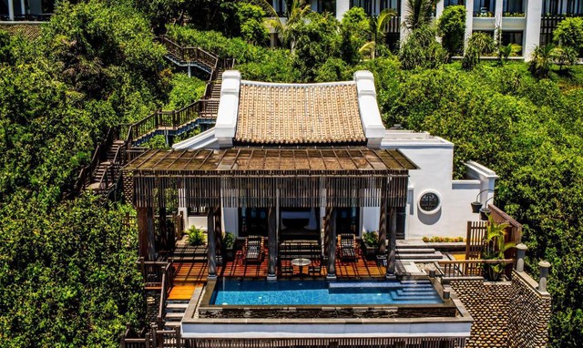 Resort mà Ngô Thanh Vân và chồng trẻ tổ chức hôn lễ hóa ra là khu nghỉ dưỡng đắt xắt ra miếng ở Đà Nẵng, tình trạng đặt phòng ngay ngày đám cưới - Ảnh 3.