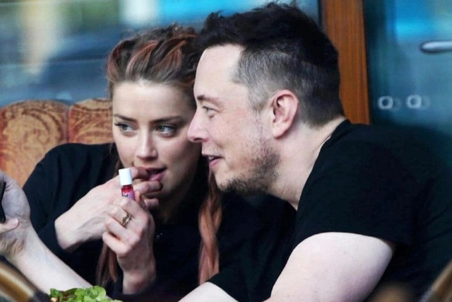 Cặp đôi không tưởng’ Elon Musk - Amber Heard: Chàng mắc hội chứng thần kinh, nàng bị rối loạn tâm thần, coi người tình là ‘lốp dự phòng’ - Ảnh 1.