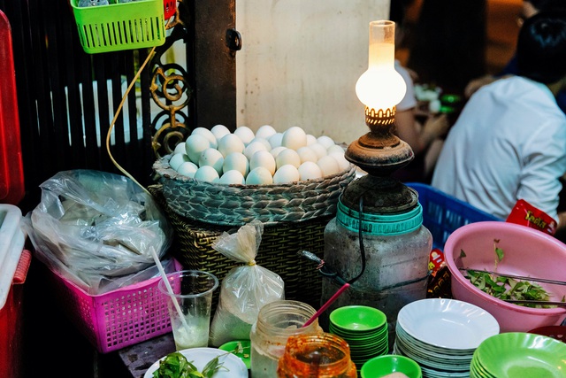 Hàng vịt lộn nổi tiếng nhất Sài Gòn - Kim Thảo đã tăng lên 12k đồng/trứng, với mức giá kỷ lục không đâu có này sẽ như thế nào? - Ảnh 4.
