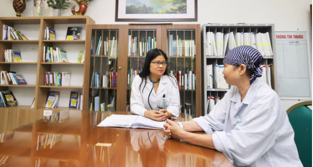 Thực hư đũa - thớt mốc gây ung thư gan: Chuyên gia chỉ đích danh thủ phạm phổ biến ở VN - Ảnh 1.