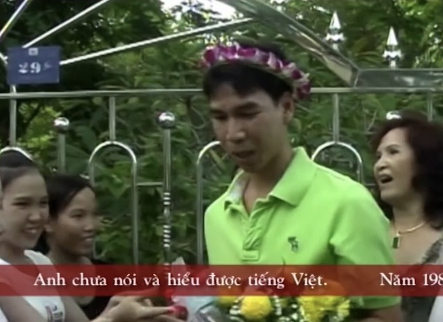   The son was kidnapped by Thai pirates, the old father searched for a lifetime, reunited 32 years later by watching TV - Photo 13.