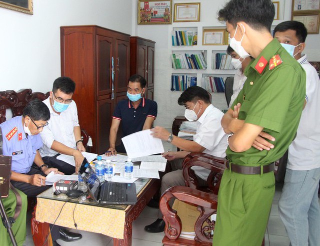 450 million gift bag and script for Viet A to win the contract of the key staff group of Hau Giang CDC - Photo 1.