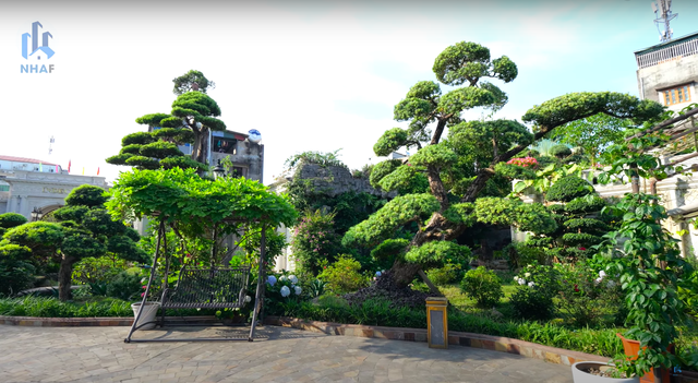 Choáng ngợp dinh thự sân vườn tại Quảng Ninh do người Pháp thiết kế: Rộng 4.000 m2, mất 6 năm hoàn thiện, tầng hầm đỗ được 30 chiếc ô tô   - Ảnh 4.