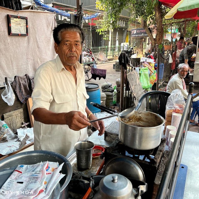   Special milk tea shops in the streets of India make thousands of dollars a month - Photo 3.