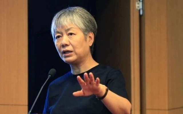 Giáo sư Lý Mai Cẩn - hiện đang là Giáo sư Tâm lý học kiêm Phó Giám đốc Ủy ban Chuyên môn Tâm lý Pháp lý của Hiệp hội Tâm lý Trung Quốc.