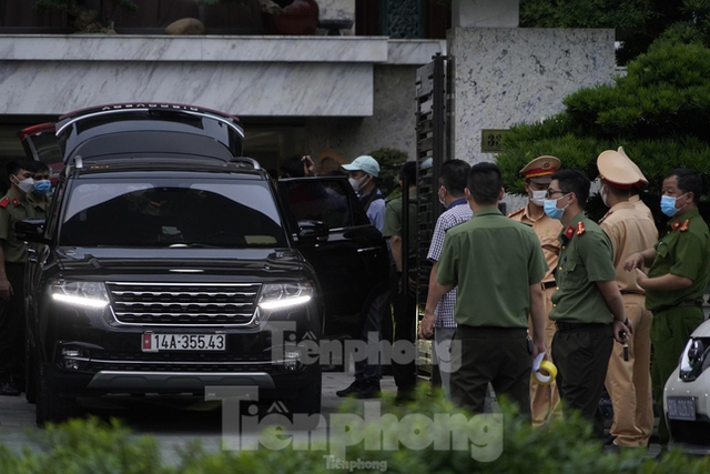  Close-up of the sealed luxury car line of the former President of Ha Long - Photo 7.