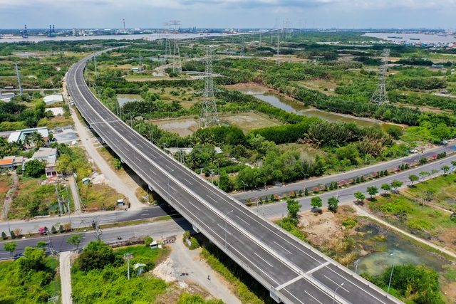 Loạt dự án hạ tầng gần 200.000 tỷ giúp lột xác vùng Đông Nam Bộ - Ảnh 4.