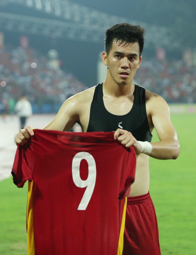   Tien Linh revealed the words of coach Park Hang-seo to help Vietnam U23 players overcome themselves - Photo 1.