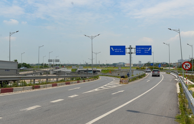 Cận cảnh hầm chui trăm tỷ tại nút giao Quốc lộ 18, cao tốc Hà Nội - Bắc Giang - Ảnh 3.