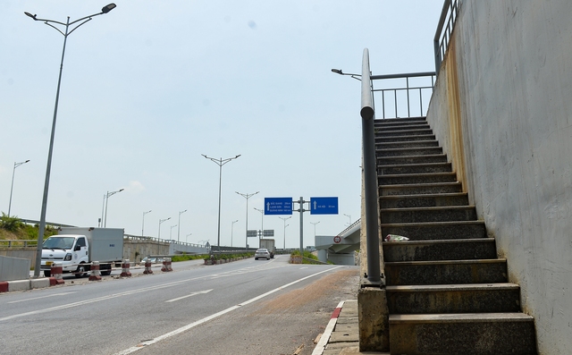 Cận cảnh hầm chui trăm tỷ tại nút giao Quốc lộ 18, cao tốc Hà Nội - Bắc Giang - Ảnh 7.