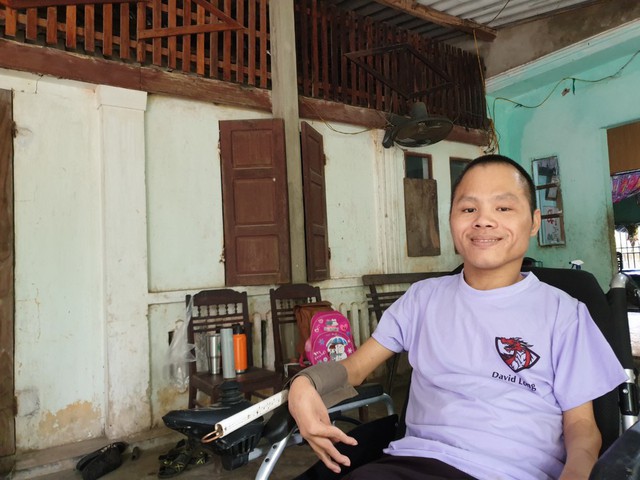 6 năm lột xác ngoạn mục của chàng thanh niên có tâm nguyện hãi hùng - hiến đầu cho y học - Ảnh 1. 6 năm lột xác ngoạn mục của chàng thanh niên có tâm nguyện hãi hùng - hiến đầu cho y học - Ảnh 1.