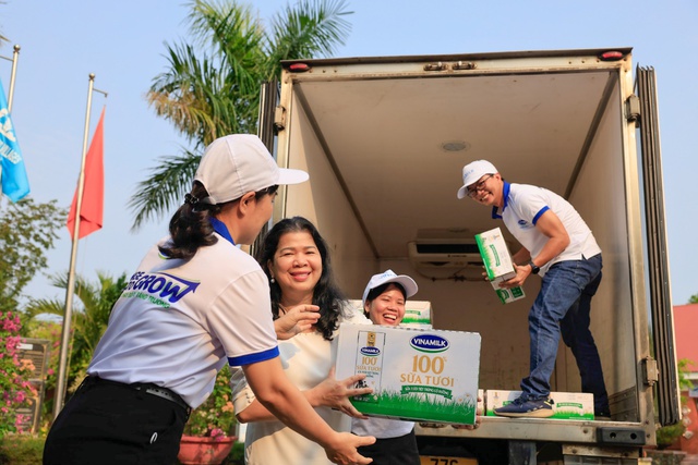 Hành trình năm thứ 15 của Quỹ sữa Vươn cao Việt Nam khởi động, mang sữa đến cho 21.000 trẻ em - Ảnh 6.