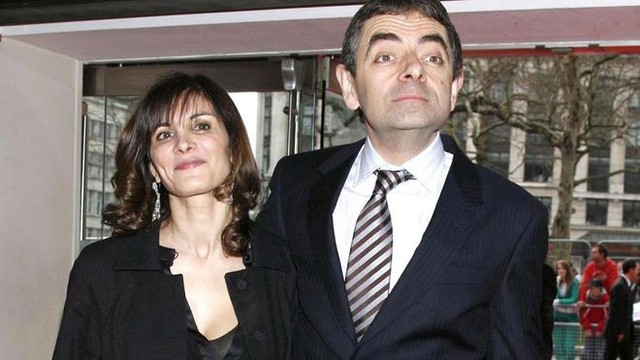  Vua hài Mr. Bean Rowan Atkinson: Vứt bỏ hôn nhân hơn nửa đời người trong vòng 65 giây, để đi theo tiếng gọi tình yêu - Ảnh 12.