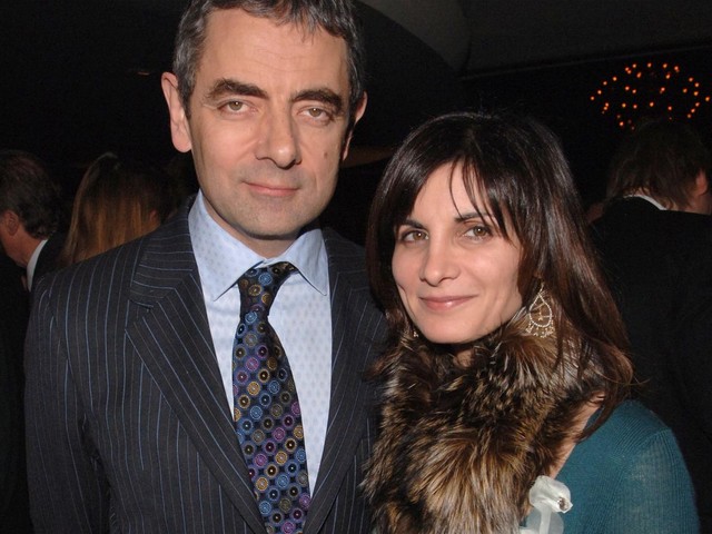  Vua hài Mr. Bean Rowan Atkinson: Vứt bỏ hôn nhân hơn nửa đời người trong vòng 65 giây, để đi theo tiếng gọi tình yêu - Ảnh 15.
