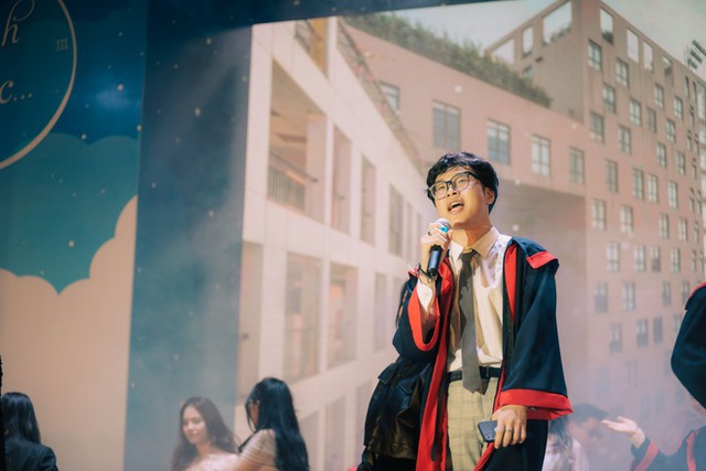  Prom cuối cấp trường người ta: Ai nấy đều lên đồ như hoàng tử công chúa, ái nữ nhà NSƯT Chiều Xuân lột xác táo bạo - Ảnh 10.