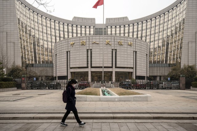 Ngân hàng Trung Quốc đau đầu vì thừa tiền: Lãi suất giảm sát mức 0 vẫn không ai vay, từ người mua nhà đến doanh nghiệp đều lắc đầu  - Ảnh 2.
