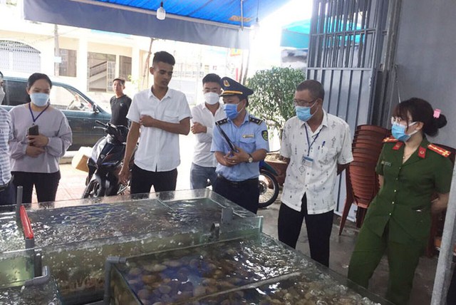22 people ate seafood for 42 million: The police entered the verification process - Photo 2.