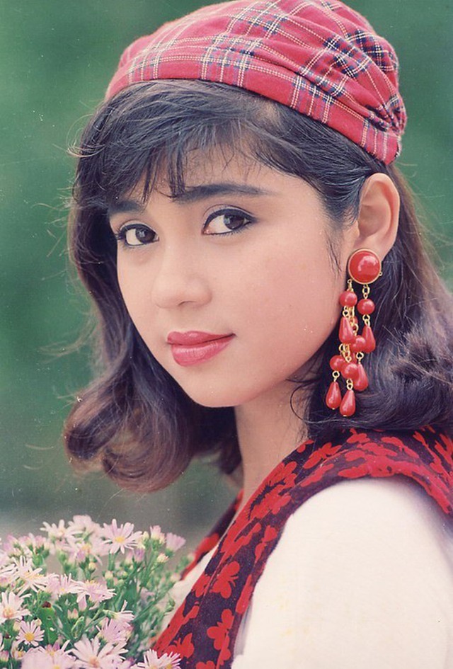 Actress Viet Trinh aged 50: Single mother, living peacefully in a garden villa in Binh Duong - Photo 2. Actress Viet Trinh aged 50: Single mother, living peacefully in a garden villa in Binh Duong - Photo 2.