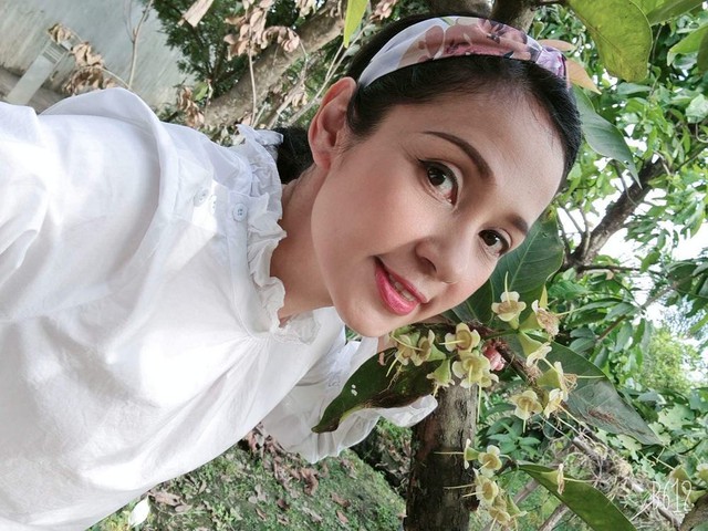 Diễn viên Việt Trinh tuổi 50: Mẹ đơn thân, sống an yên trong biệt thự vườn ở Bình Dương - Ảnh 6.