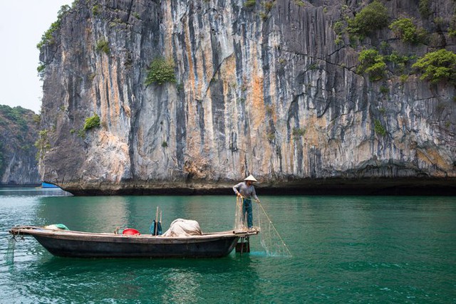 Việt Nam có vịnh đảo nằm trong top đẹp nhất thế giới mà chi phí du lịch trọn đảo thì lại có giá cực “sinh viên” - Ảnh 4. Việt Nam có vịnh đảo nằm trong top đẹp nhất thế giới mà chi phí du lịch trọn đảo thì lại có giá cực “sinh viên” - Ảnh 4.