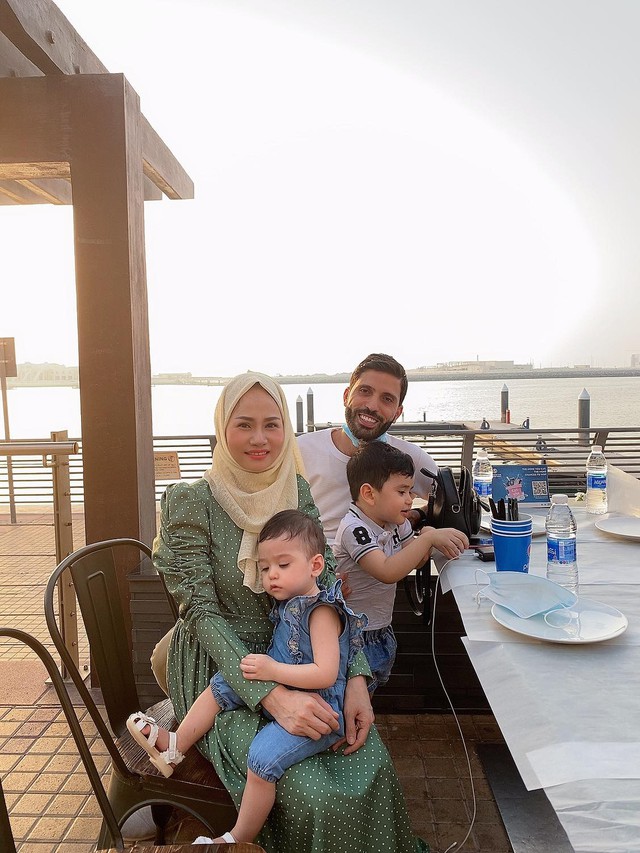 Mẹ bỉm trải lòng về cuộc sống gia đình ở Dubai, khác biệt văn hoá trong phương pháp chăm sóc và giáo dục con cái, khó khăn nhưng cố gắng vì con - Ảnh 7.