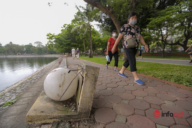 Xuống cấp nghiêm trọng, Công viên nổi tiếng ở Hà Nội thành nơi người dân vô tư bắt cá - Ảnh 4.