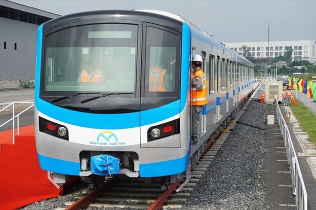 Metro số 1 (Bến Thành - Suối Tiên) mất trộm hơn 13.400 chiếc kẹp ray - Ảnh 1.