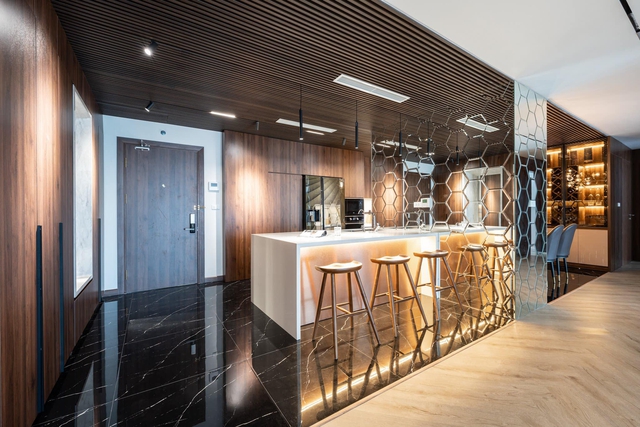 160m² apartment with 3 bedrooms in luxury style at the cost of 3 billion for a couple in Hanoi - Photo 5. 160m² apartment with 3 bedrooms in luxury style at the cost of 3 billion for a couple in Hanoi - Photo 5.