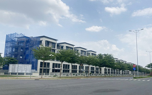 Dự án có liên quan đến sai phạm của ông Quách Văn Đức tại xã Long Tân (huyện Nhơn Trạch) (ảnh: báo ĐN) Dự án có liên quan đến sai phạm của ông Quách Văn Đức tại xã Long Tân (huyện Nhơn Trạch) (ảnh: báo ĐN)