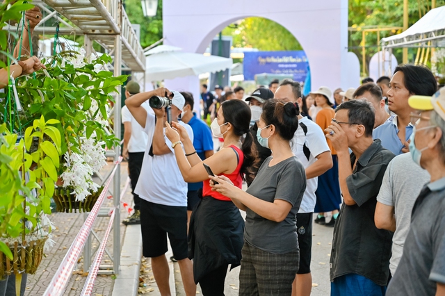  Dân chơi lan rủ nhau về Hà Nội, khoe khéo cây tiền tỷ trong ngày hội lớn nhất cả nước - Ảnh 1.