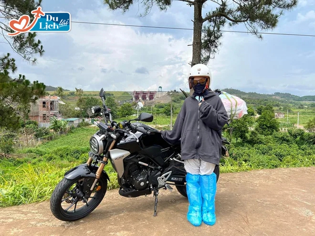  Ba và con gái cùng phượt xe máy từ Sài Gòn ra Đà Lạt: Bắt đầu từ một điều ước của con - Ảnh 13.
