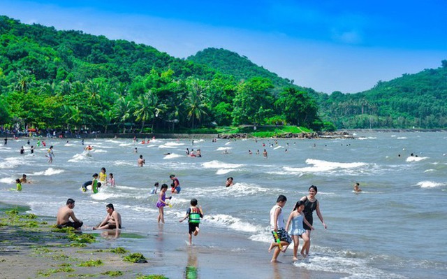 Không chỉ có Phú Quốc, Kiên Giang còn ẩn giấu một thành phố biển xinh đẹp, yên bình ít ai ngờ tới - Ảnh 4.