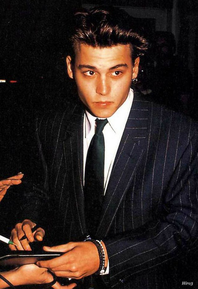 Johnny Depp: Chàng lãng tử đam mê phụ kiện, người hiếm hoi khiến Dior khó có thể quay lưng - Ảnh 12.