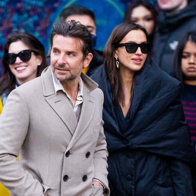Hậu khoảnh khắc nổi tiếng nhất lịch sử Oscar, cặp đôi Brad Pitt - Angelina Jolie và những nhân vật trong hình giờ ra sao? - Ảnh 8.